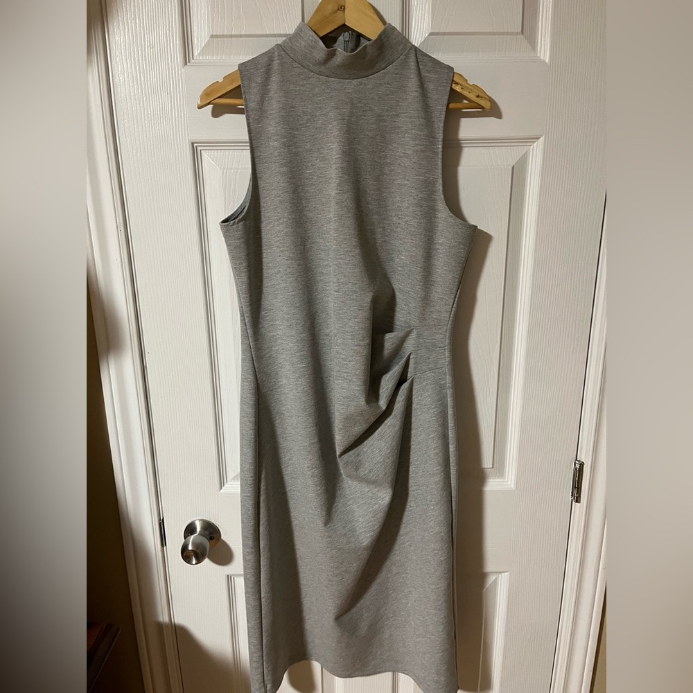Elegant Gray Sleeveless Dress